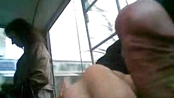 Dokotera be dia be no manasitrana ny marariny tamin'ny famelezana tao amin'ny efitrano fanadinana