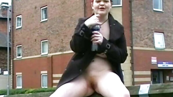 Vady miboridana miboridana eo ambony fandriana eo akaikin'ny zanany vavy