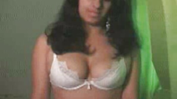 Sipa sexy dia miditra anaty video pov mahagaga