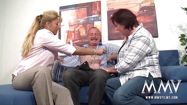 Bimbo tia manadala kilalao mitsiky rehefa mandihy