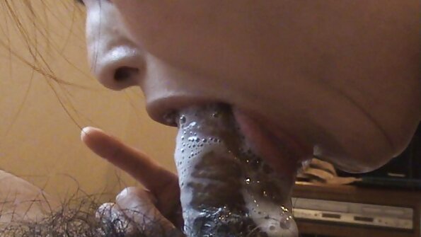 Babe avy any Rosia Emma Fantasy maka ny dick Ben ny anal firaisana ara-nofo